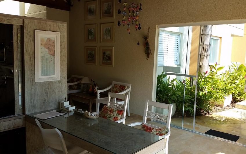 Apartamento para aluguel na temporada na Praia do Itaguá em Ubatuba id2675903