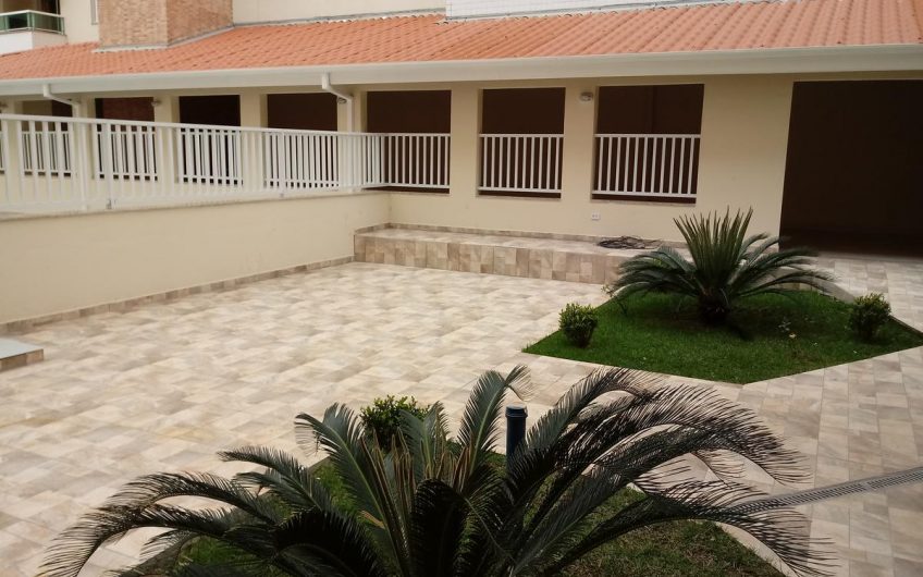 Apartamento para aluguel na temporada na Praia das Toninhas em Ubatuba id288711