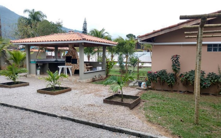 Apartamentos para locação de temporada na Praia da Lagoinha em Ubatuba – Recanto do Papito