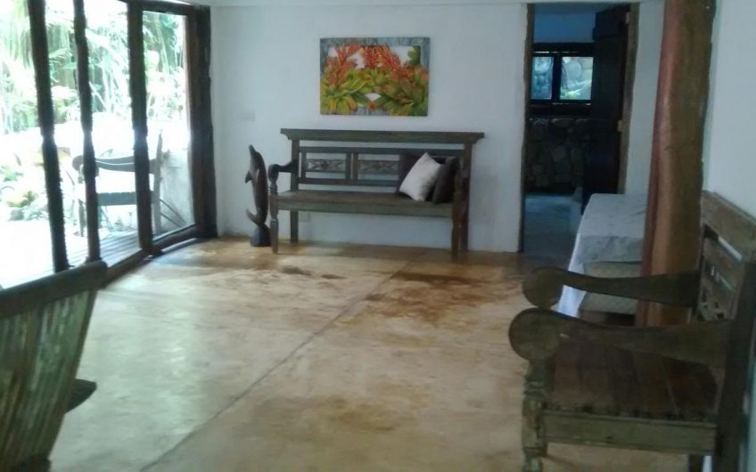 Casa para locação de temporada na Praia de Itamambuca em Ubatuba id2827558