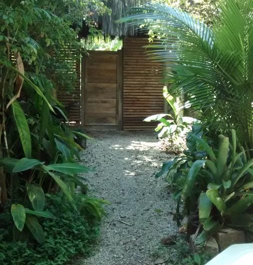 Casa para locação de temporada na Praia de Itamambuca em Ubatuba id2827558