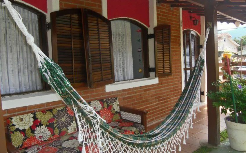 Chalé Colonial – Locação de temporada na Praia de Maranduba em Ubatuba