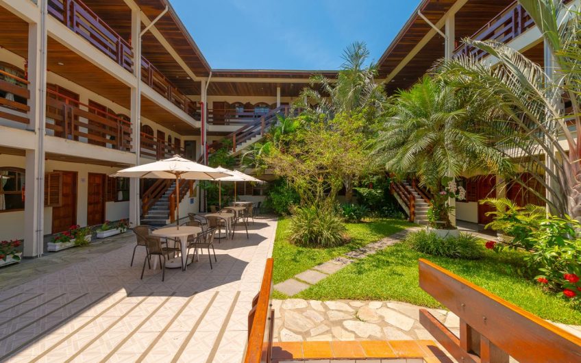 Chalés Four Seasons na Praia de Maranduba em Ubatuba