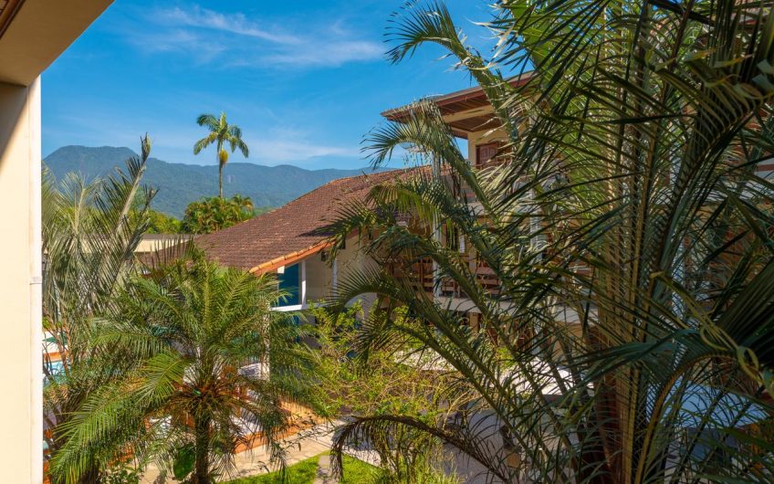 Chalés Four Seasons na Praia de Maranduba em Ubatuba