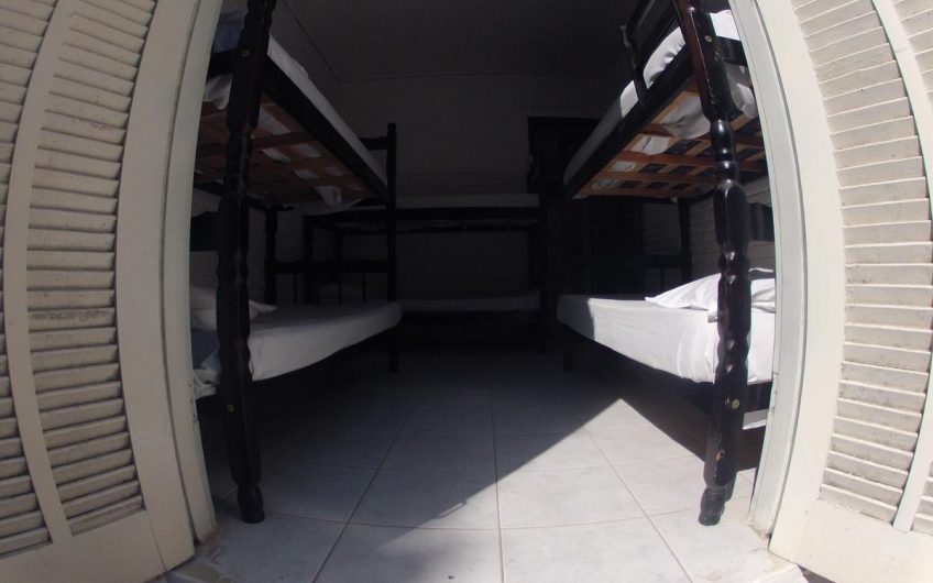 Hostel Caribe Ubatuba na Praia do Sapê em Ubatuba