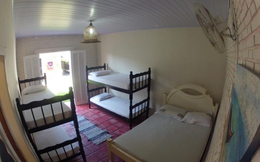 Hostel Caribe Ubatuba na Praia do Sapê em Ubatuba