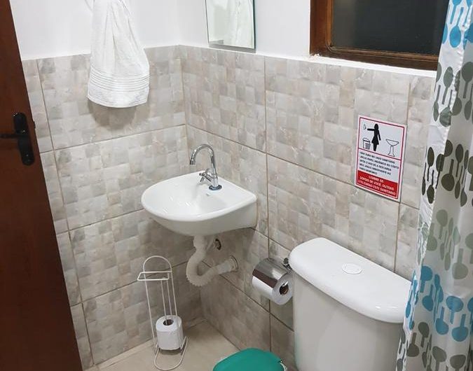 Santo Quintal Hostel na Praia do Itaguá em Ubatuba
