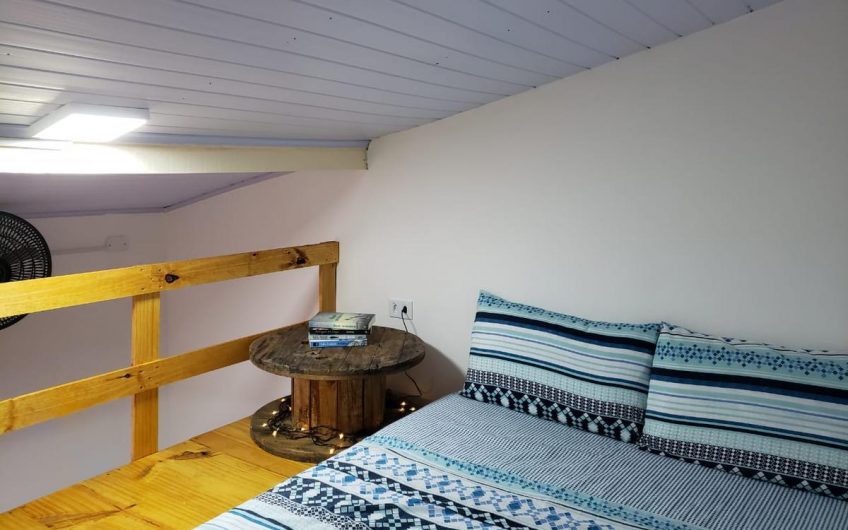 Santo Quintal Hostel na Praia do Itaguá em Ubatuba