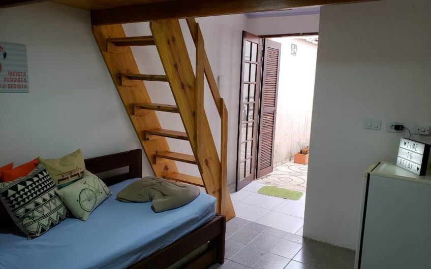 Santo Quintal Hostel na Praia do Itaguá em Ubatuba