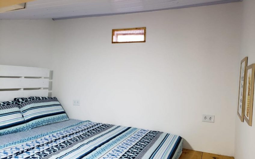 Santo Quintal Hostel na Praia do Itaguá em Ubatuba