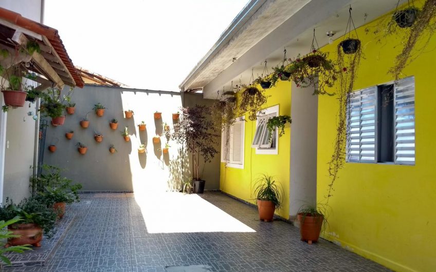 Tartaruga Marinha Hostel na Praia do Itaguá em Ubatuba
