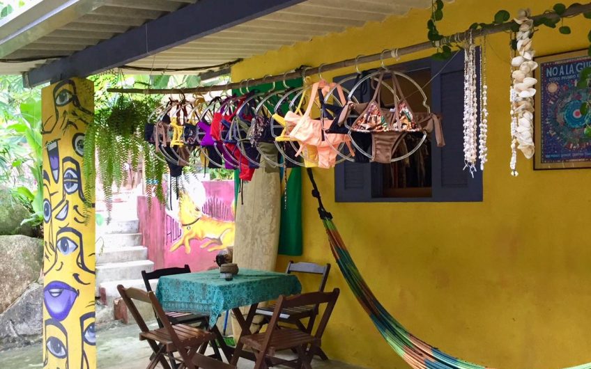 Bamboo Groove Hostel na Vila de Itamambuca em Ubatuba