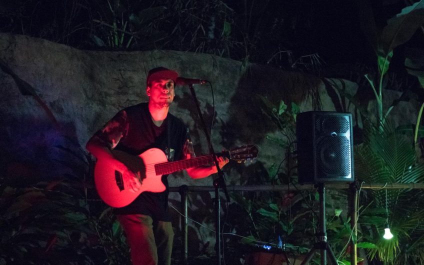 Bamboo Groove Hostel na Vila de Itamambuca em Ubatuba