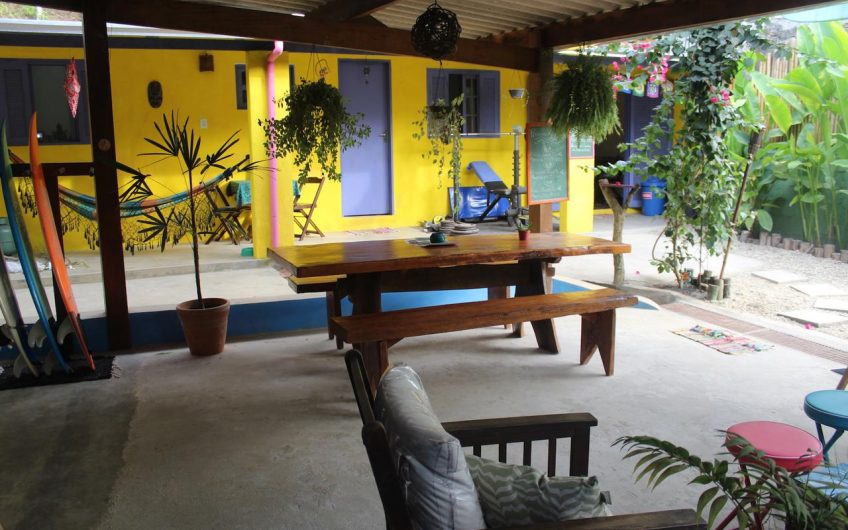 Bamboo Groove Hostel na Vila de Itamambuca em Ubatuba