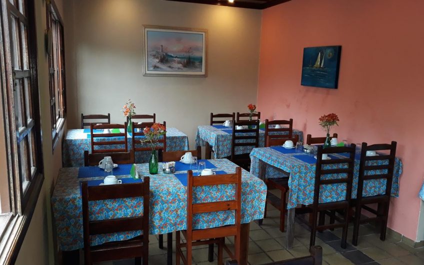 Enseada Hotel na Praia da Enseada em Ubatuba
