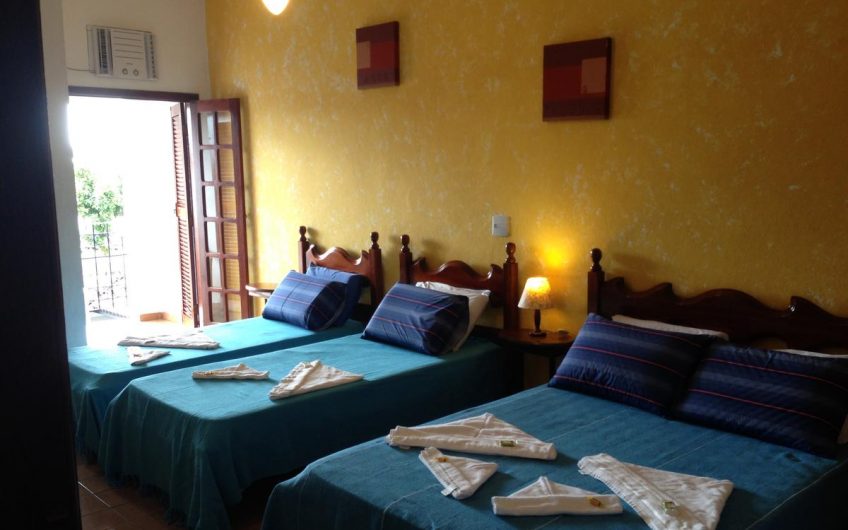 Enseada Hotel na Praia da Enseada em Ubatuba