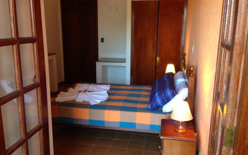 Enseada Hotel na Praia da Enseada em Ubatuba