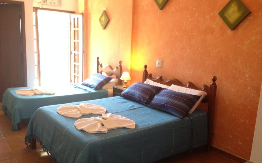 Enseada Hotel na Praia da Enseada em Ubatuba