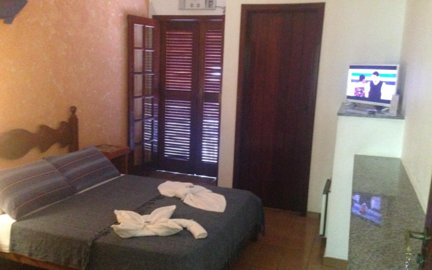 Enseada Hotel na Praia da Enseada em Ubatuba