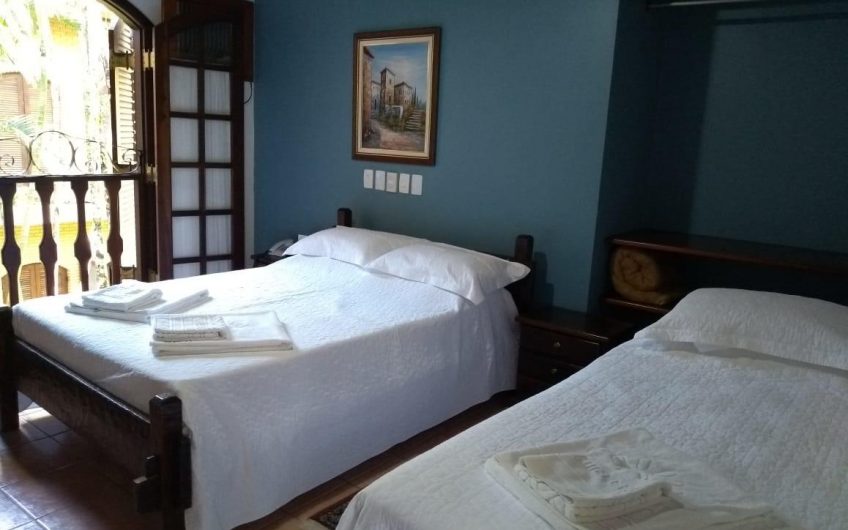 Hotel Giprita na Praia do Itaguá em Ubatuba