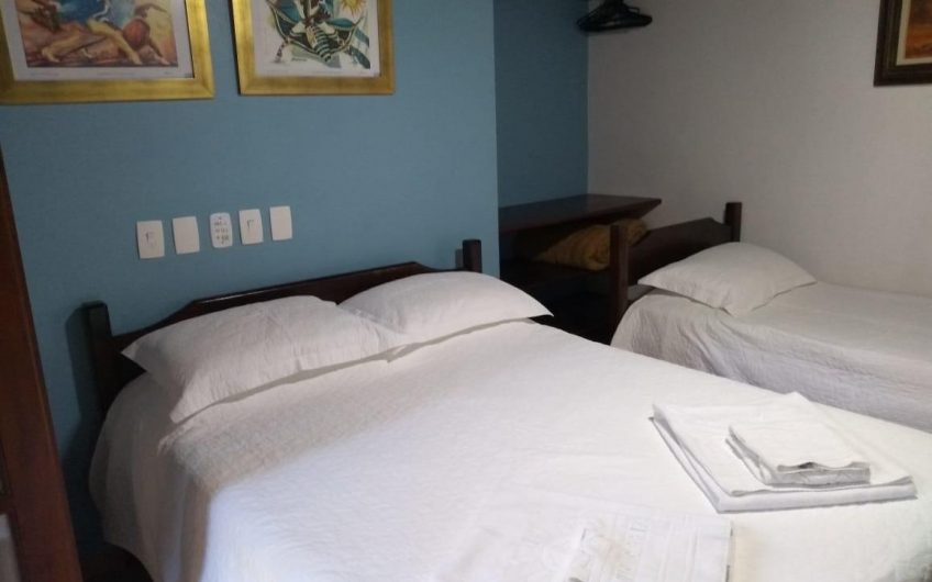 Hotel Giprita na Praia do Itaguá em Ubatuba