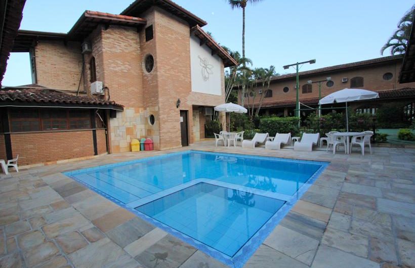 Hotel Giprita na Praia do Itaguá em Ubatuba