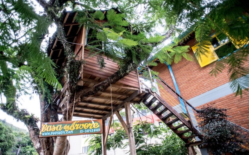 Hotel e Pousada Pouso 54 na Praia das Toninhas em Ubatuba