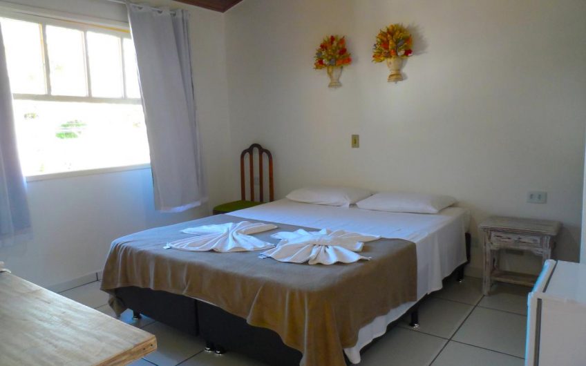 Hotel e Pousada Pouso 54 na Praia das Toninhas em Ubatuba