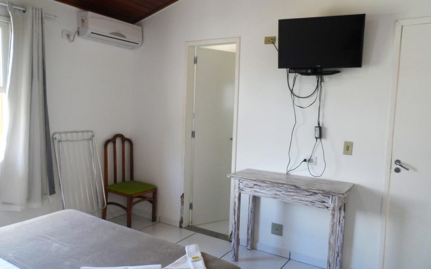 Hotel e Pousada Pouso 54 na Praia das Toninhas em Ubatuba
