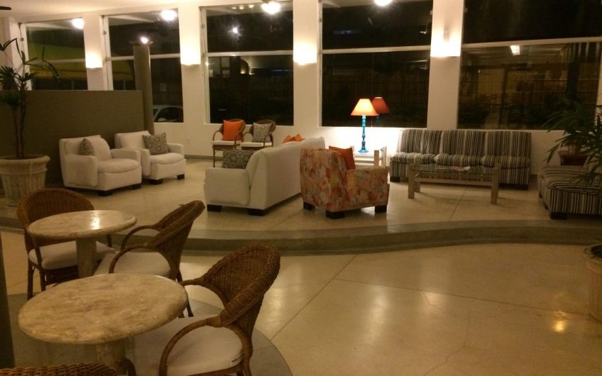 Hotel Porto Di Mare na Praia da Enseada em Ubatuba