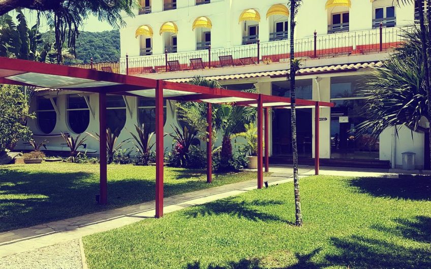 Hotel Porto Di Mare na Praia da Enseada em Ubatuba