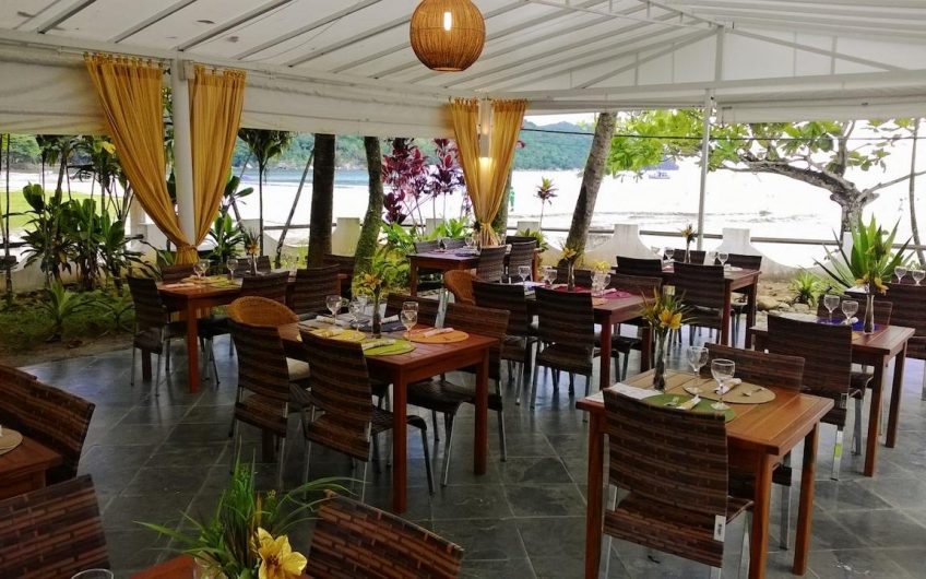 Hotel Porto Di Mare na Praia da Enseada em Ubatuba