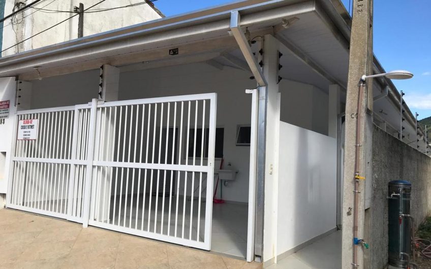Kitnet para locação de temporada na Praia das Toninhas em Ubatuba hid1610645