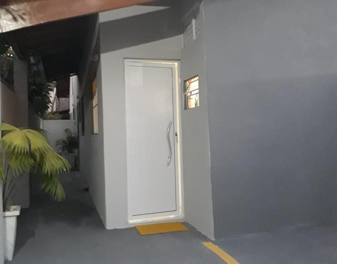 Kitnet para locação de temporada na Praia do Itaguá em Ubatuba id2200833