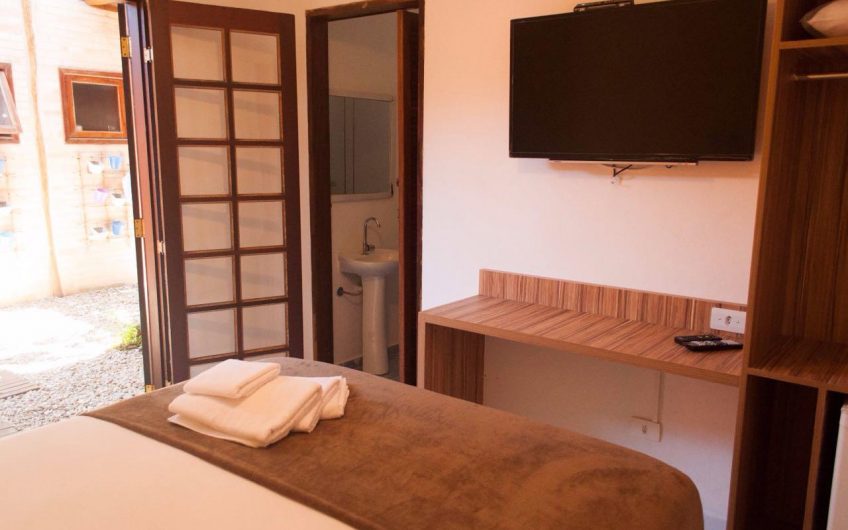 Pousada LalaBella Accommodation no Itaguá em Ubatuba
