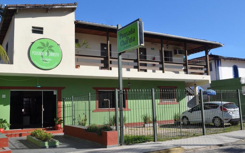 Pousada da Charuta na Praia do Itaguá em Ubatuba