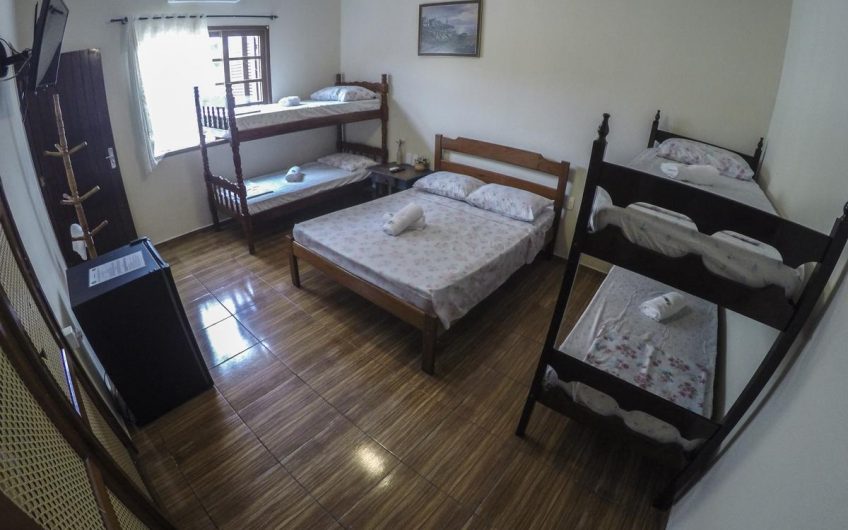 Pousada da Charuta na Praia do Itaguá em Ubatuba