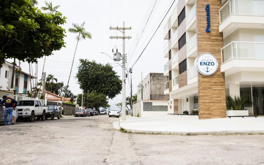 Pousada Villa Di Enzo na Praia do Itaguá em Ubatuba