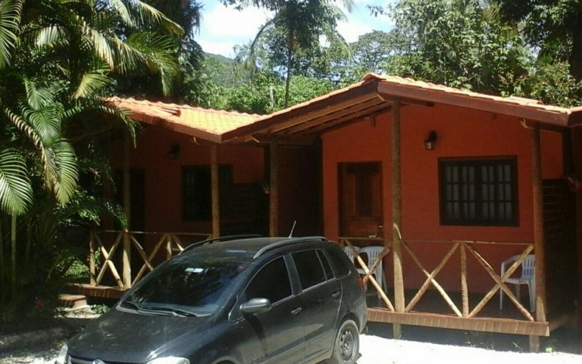 Pousada Bangalôs Itamambuca em Ubatuba
