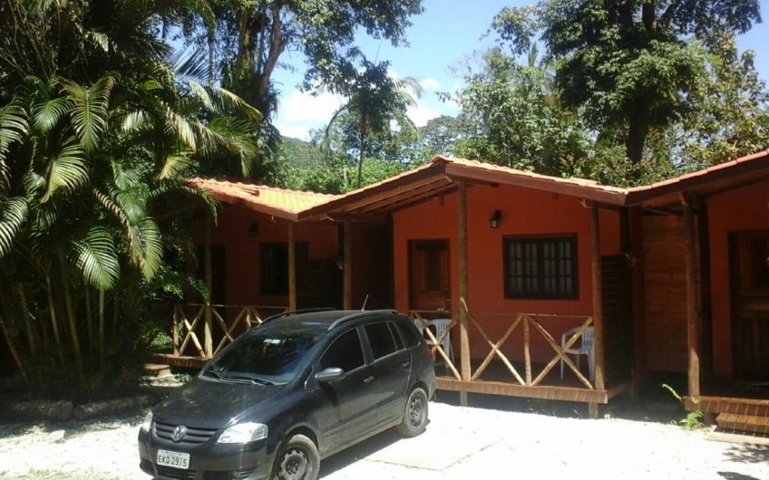 Pousada Bangalôs Itamambuca em Ubatuba