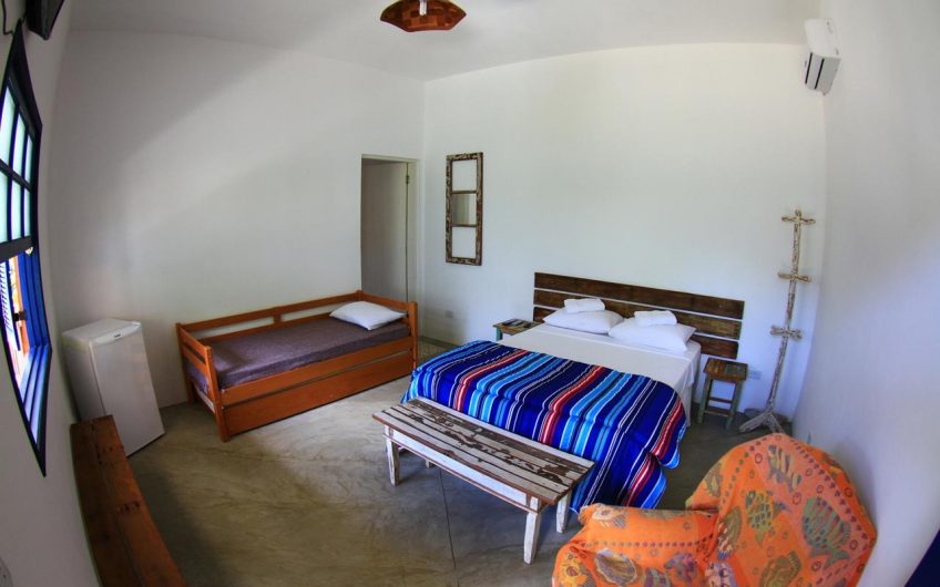 Pousada e Camping Canto do Dado na Vila de Itamambuca em Ubatuba