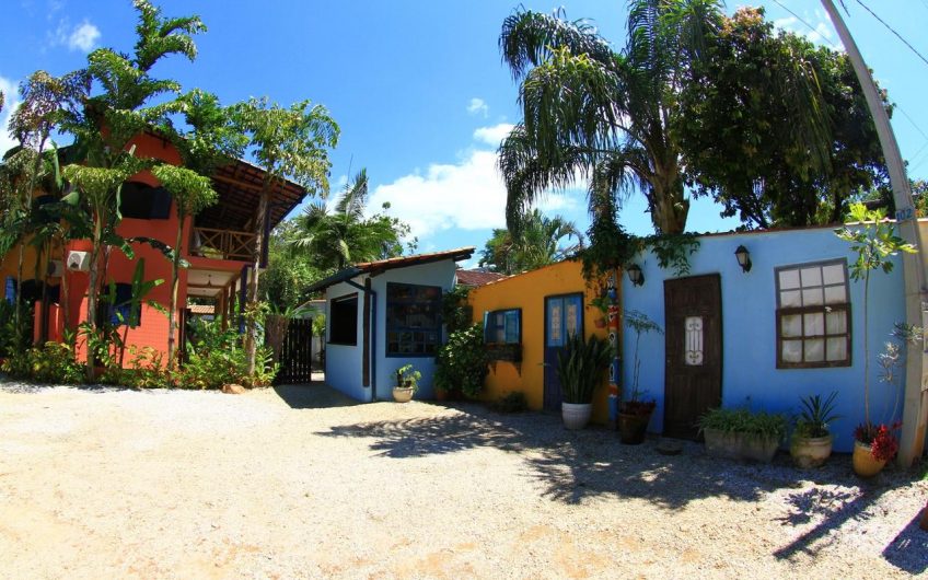 Pousada e Camping Canto do Dado na Vila de Itamambuca em Ubatuba