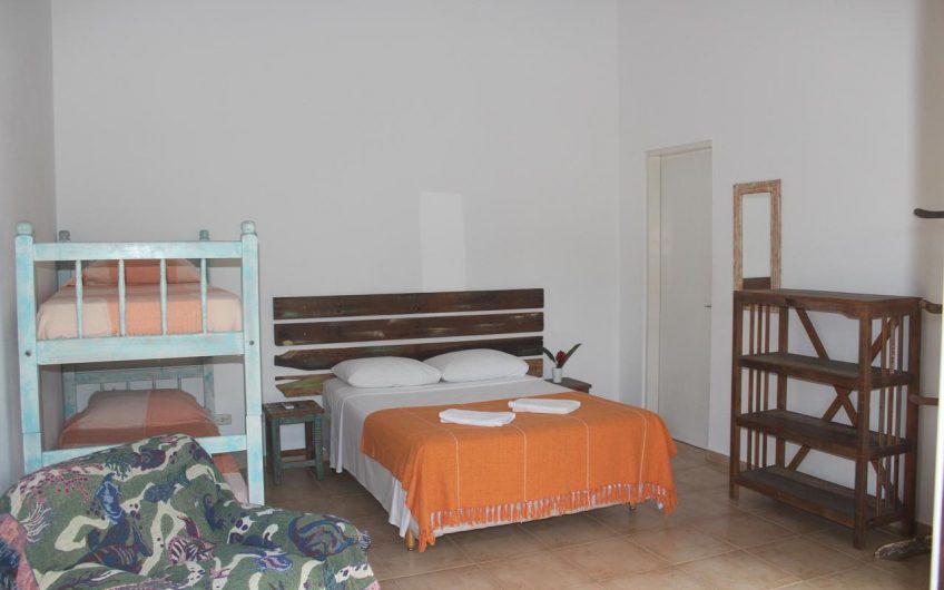 Pousada e Camping Canto do Dado na Vila de Itamambuca em Ubatuba