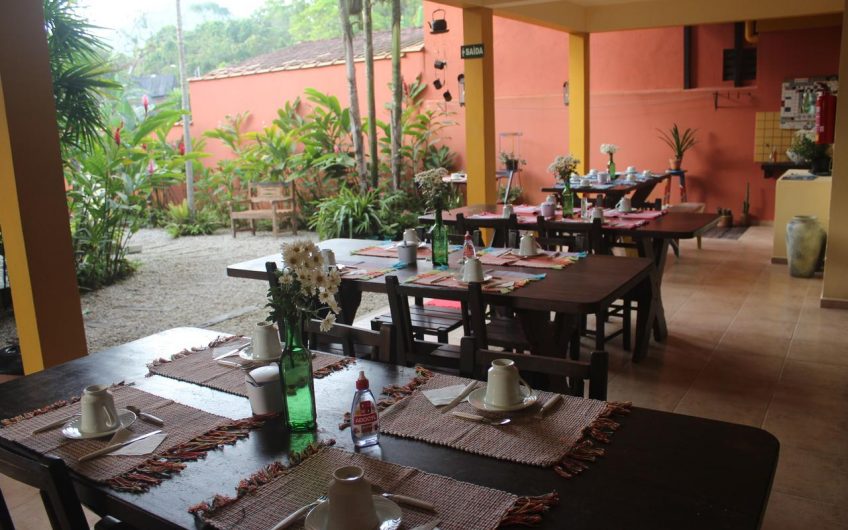 Pousada e Camping Canto do Dado na Vila de Itamambuca em Ubatuba