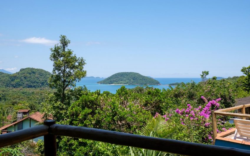 Haleiwa Chalés e Suítes na Praia do Prumirim em Ubatuba