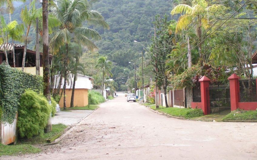Pousada Flores do Lázaro em Ubatuba