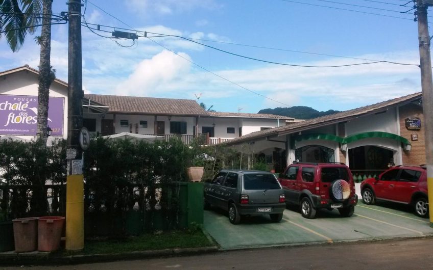 Pousada Flores do Lázaro em Ubatuba