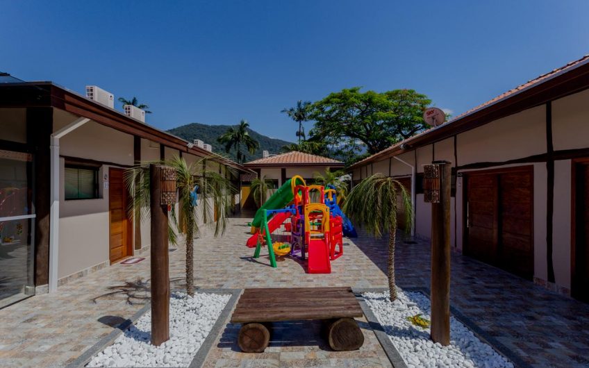 Pousada do Julião na Praia da Lagoinha em Ubatuba