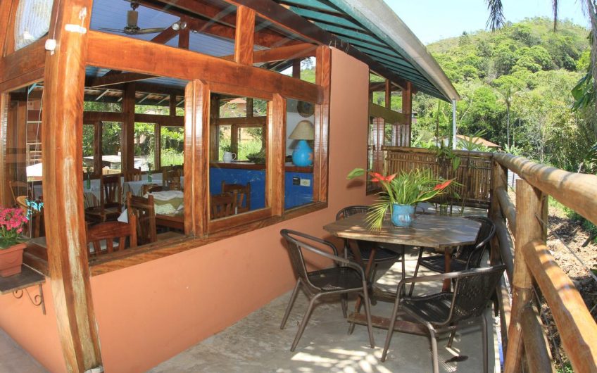 Pousada Vivendas do Morro Verde nas Toninhas em Ubatuba