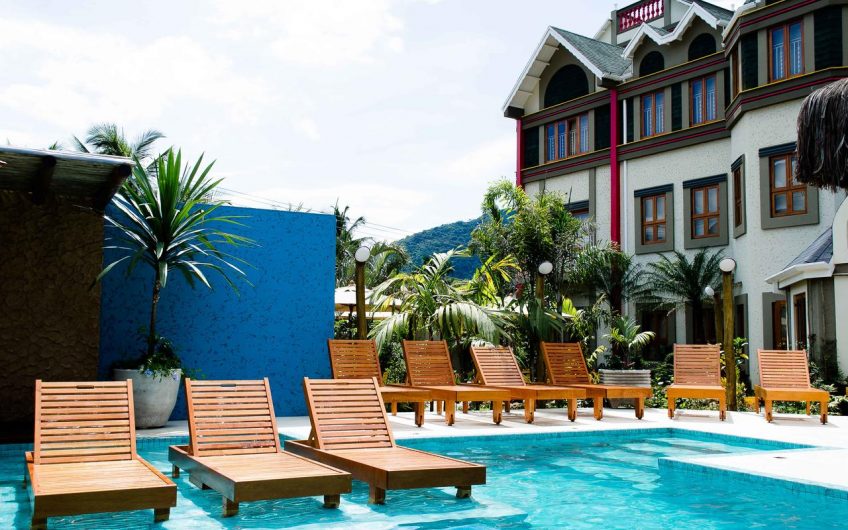 Pousada Castello Montemare na Lagoinha em Ubatuba
